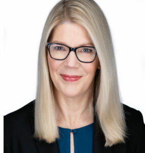 Mara Mosing, 5090 Marketing owner and blog writer.